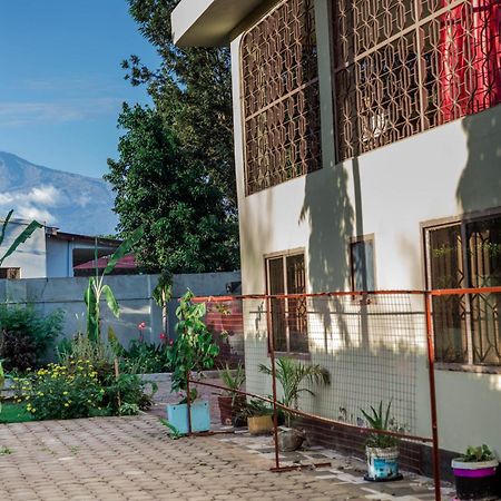 Kilimanjaro Summit Lodge Моши Экстерьер фото